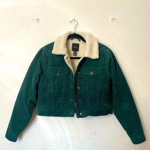 Forever 21 corduroy faux shearling jacket. Worn once. very green. Warm.